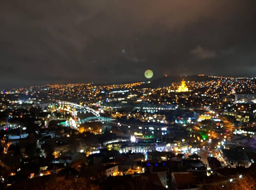 Hotel 6 Old Tbilisi Esterno foto